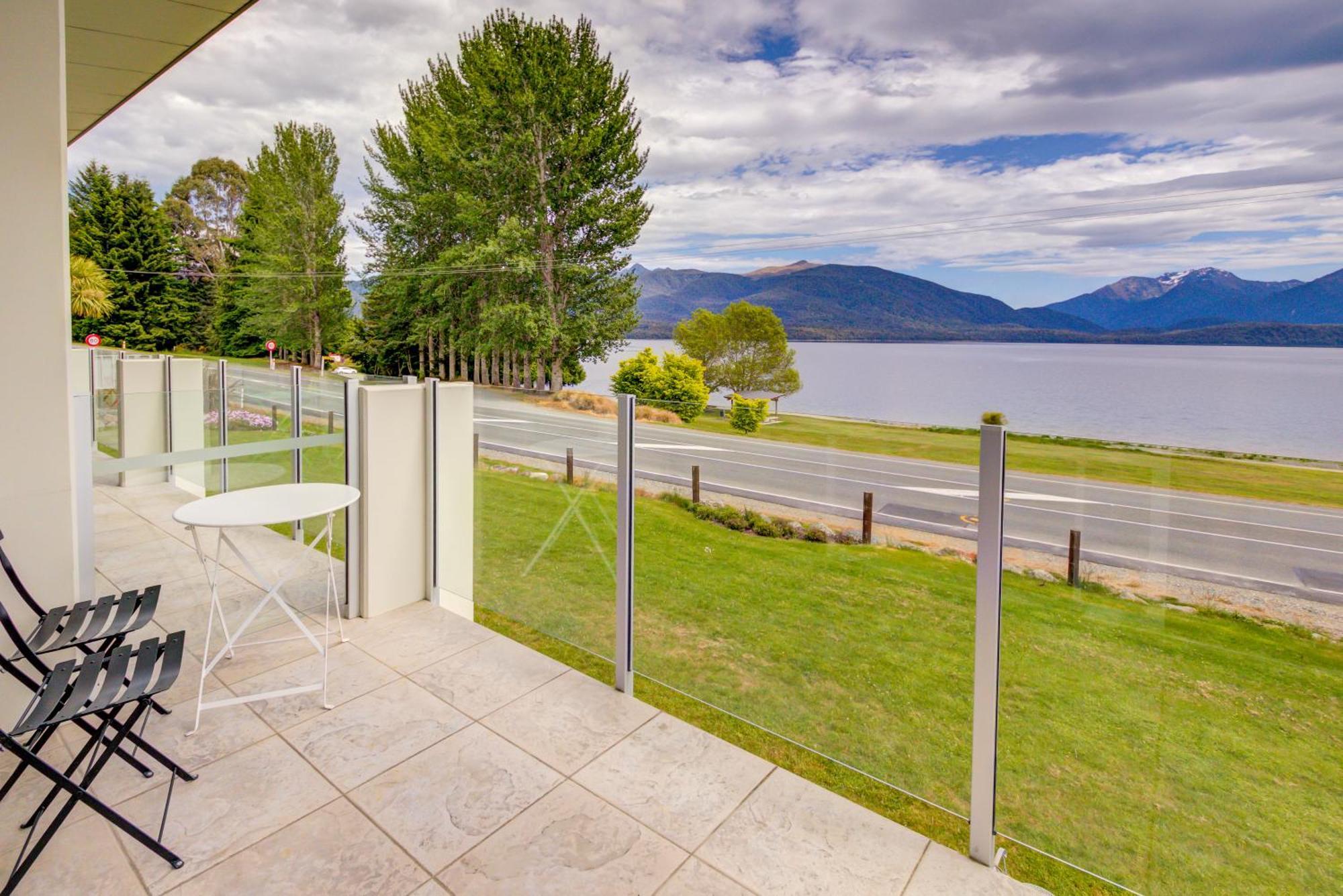 Marakura Deluxe Motel Te Anau Exterior foto